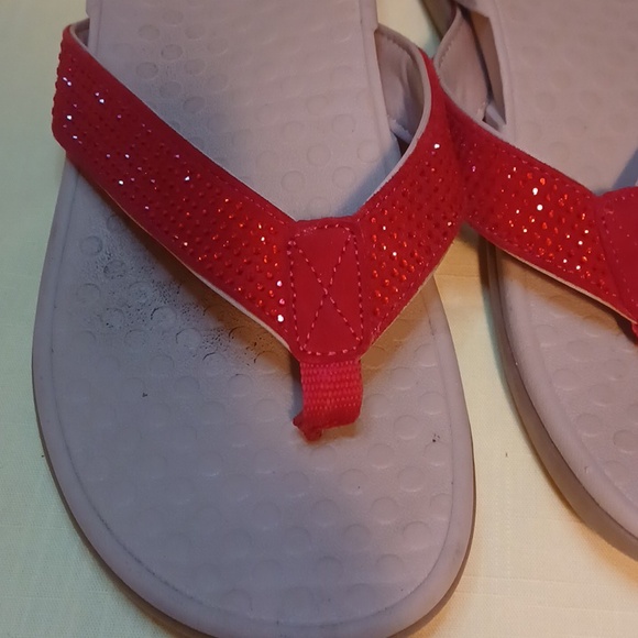 Women's Vionic Tide Rhinestone Flop Flops - Picture 2 of 7